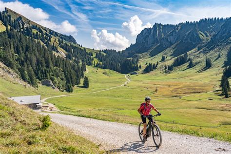 Die schönsten Radtouren in Uri .